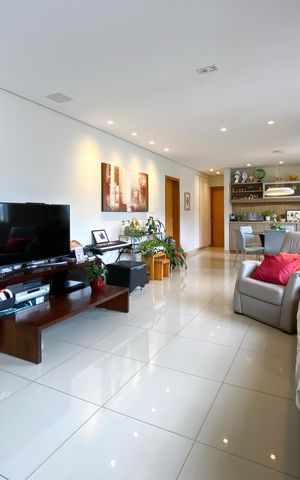 Apartamento à venda com 140m², 4 quartos e 2 vagasSala