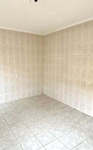 Casa à venda com 210m², 3 quartos e 2 vagas Casa à venda com 210m², 3 quartos e 2 vagasCozinha