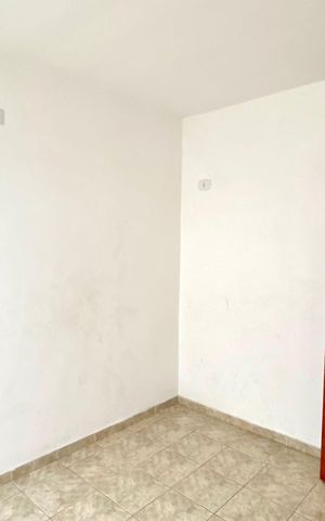 Casa à venda com 210m², 3 quartos e 2 vagas Casa à venda com 210m², 3 quartos e 2 vagasQuarto 2