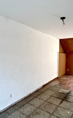 Casa à venda com 210m², 3 quartos e 2 vagas Casa à venda com 210m², 3 quartos e 2 vagasGaragem