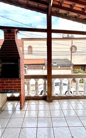Casa à venda com 210m², 3 quartos e 2 vagas Casa à venda com 210m², 3 quartos e 2 vagasChurrasqueira