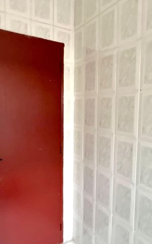 Casa à venda com 210m², 3 quartos e 2 vagas Casa à venda com 210m², 3 quartos e 2 vagasBanheiro 1