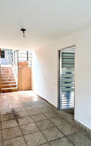 Casa à venda com 210m², 3 quartos e 2 vagas Casa à venda com 210m², 3 quartos e 2 vagasGaragem