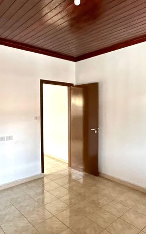 Casa à venda com 210m², 3 quartos e 2 vagas Casa à venda com 210m², 3 quartos e 2 vagasQuarto 1