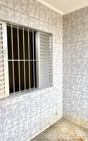 Casa à venda com 210m², 3 quartos e 2 vagas Casa à venda com 210m², 3 quartos e 2 vagasÁrea de Serviço