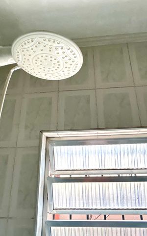 Casa à venda com 210m², 3 quartos e 2 vagas Casa à venda com 210m², 3 quartos e 2 vagasBanheiro 1