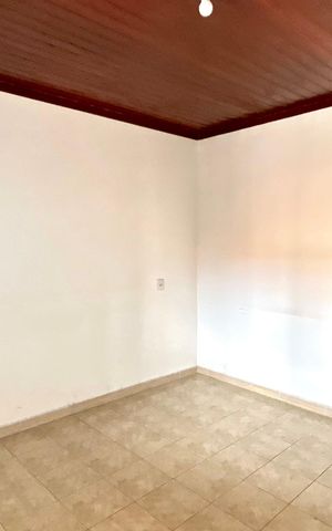Casa à venda com 210m², 3 quartos e 2 vagas Casa à venda com 210m², 3 quartos e 2 vagasQuarto 1