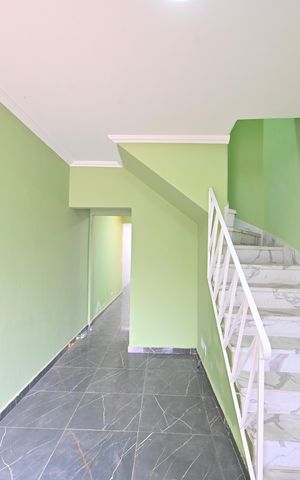 Casa à venda com 75m², 2 quartos e 1 vagaSala