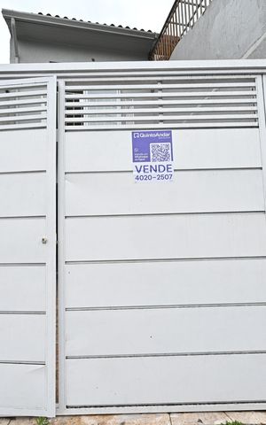 Casa à venda com 75m², 2 quartos e 1 vagaFachada