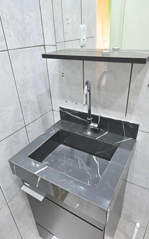 Casa à venda com 75m², 2 quartos e 1 vagaBanheiro Social