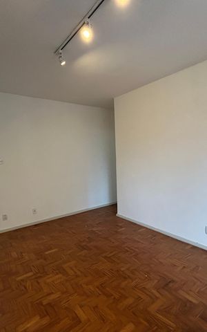 Apartamento para alugar com 55m², 1 quarto e 1 vagaSala