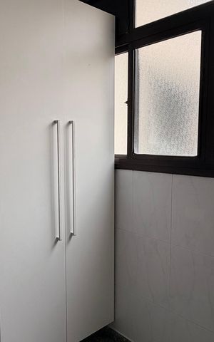 Apartamento à venda com 100m², 3 quartos e 2 vagas Apartamento à venda com 100m², 3 quartos e 2 vagasÁrea de serviço