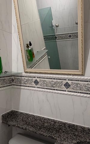 Apartamento à venda com 100m², 3 quartos e 2 vagas Apartamento à venda com 100m², 3 quartos e 2 vagasBanheiro social