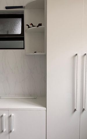 Apartamento à venda com 100m², 3 quartos e 2 vagas Apartamento à venda com 100m², 3 quartos e 2 vagasÁrea de serviço