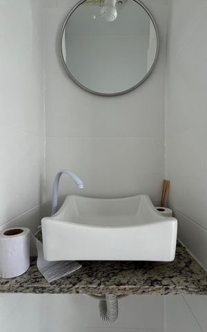 Apartamento para alugar com 72m², 2 quartos e 1 vaga Apartamento para alugar com 72m², 2 quartos e 1 vagaBanheiro da Suíte 2