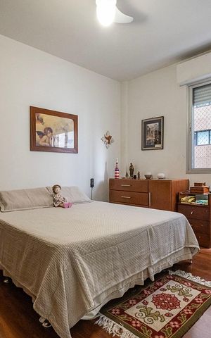 Apartamento para alugar com 140m², 4 quartos e 1 vaga Apartamento para alugar com 140m², 4 quartos e 1 vagaSuíte