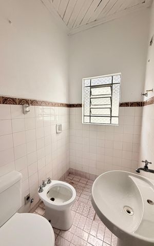 Casa para alugar com 80m², 3 quartos e 1 vagaBanheiro Social