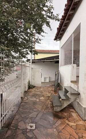 Casa para alugar com 80m², 3 quartos e 1 vagaFrente da casa