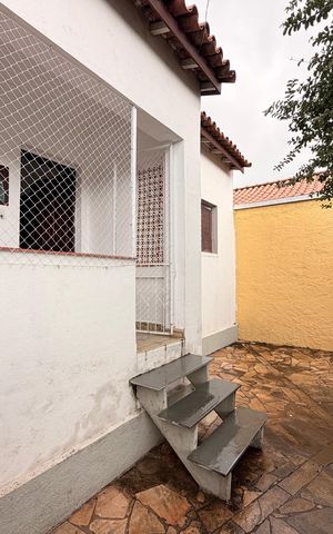 Casa para alugar com 80m², 3 quartos e 1 vagaFrente da casa