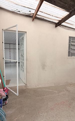 Casa para alugar com 80m², 3 quartos e 1 vagaÁrea de Serviço