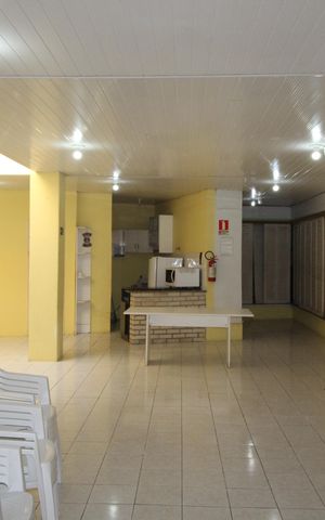 Apartamento à venda com 52m², 1 quarto e sem vagaÁrea comum - Salão de festas