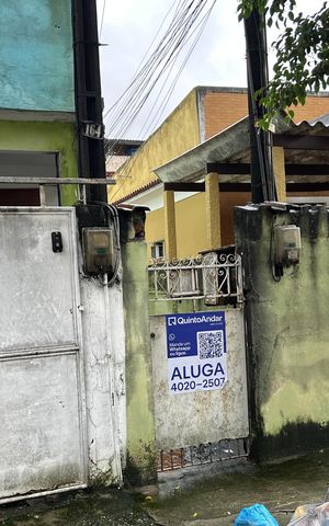 Casa para alugar com 50m², 1 quarto e sem vagaFachada + placa