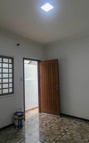 Casa para alugar com 80m², 2 quartos e 1 vaga Casa para alugar com 80m², 2 quartos e 1 vagaSala