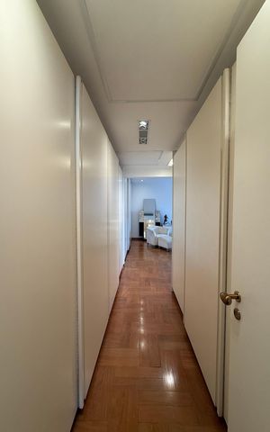 Apartamento à venda com 330m², 4 quartos e 4 vagas