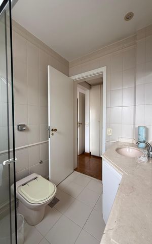 Apartamento à venda com 330m², 4 quartos e 4 vagas
