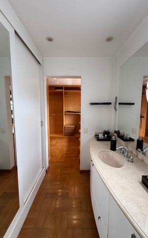 Apartamento à venda com 330m², 4 quartos e 4 vagas