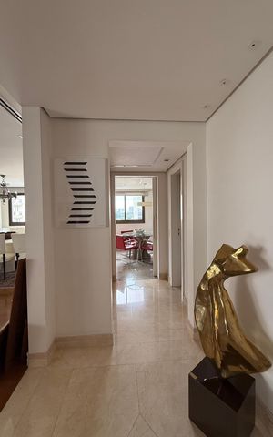 Apartamento à venda com 330m², 4 quartos e 4 vagas