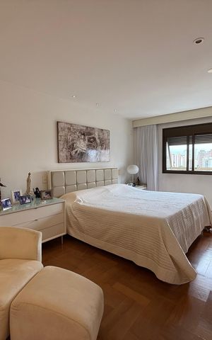 Apartamento à venda com 330m², 4 quartos e 4 vagas