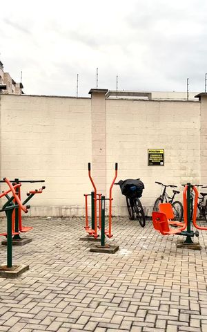 Apartamento para alugar com 55m², 2 quartos e 1 vaga Apartamento para alugar com 55m², 2 quartos e 1 vagaÁrea comum - Exercícios e Bicicletário