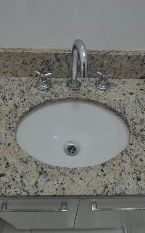 Apartamento à venda com 55m², 2 quartos e 2 vagasBanheiro Social