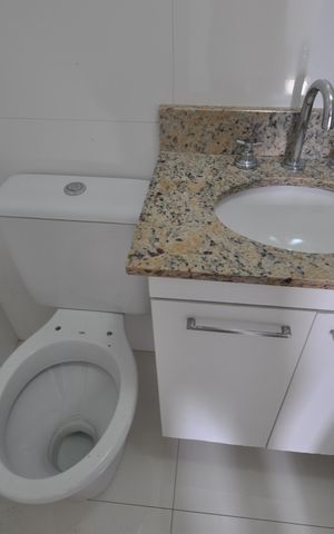 Apartamento à venda com 55m², 2 quartos e 2 vagasBanheiro Social