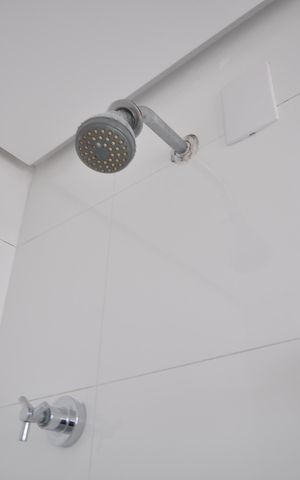 Apartamento à venda com 55m², 2 quartos e 2 vagasBanheiro do Quarto Suíte