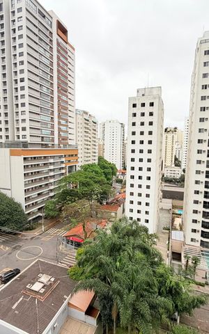 Apartamento à venda com 110m², 2 quartos e 2 vagas Apartamento à venda com 110m², 2 quartos e 2 vagasVista