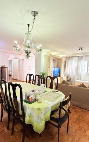 Apartamento à venda com 110m², 2 quartos e 2 vagas Apartamento à venda com 110m², 2 quartos e 2 vagasSala
