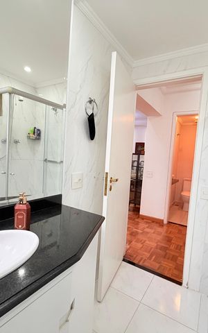 Apartamento à venda com 110m², 2 quartos e 2 vagas Apartamento à venda com 110m², 2 quartos e 2 vagasBanheiro