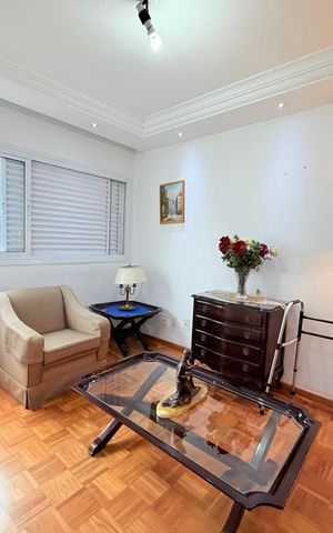 Apartamento à venda com 110m², 2 quartos e 2 vagas Apartamento à venda com 110m², 2 quartos e 2 vagasSala