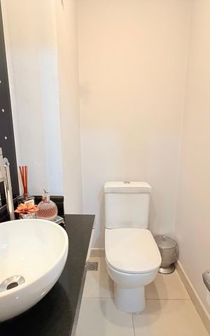 Apartamento à venda com 110m², 2 quartos e 2 vagas Apartamento à venda com 110m², 2 quartos e 2 vagasLavabo