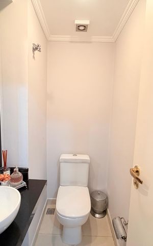 Apartamento à venda com 110m², 2 quartos e 2 vagas Apartamento à venda com 110m², 2 quartos e 2 vagasLavabo