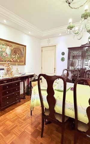 Apartamento à venda com 110m², 2 quartos e 2 vagas Apartamento à venda com 110m², 2 quartos e 2 vagasSala