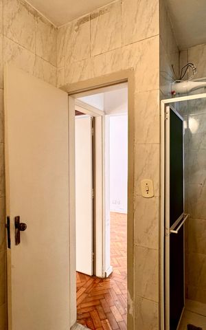 Apartamento à venda com 82m², 2 quartos e sem vaga Apartamento à venda com 82m², 2 quartos e sem vagaBanheiro