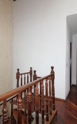 Casa para alugar com 118m², 3 quartos e 3 vagasHall social