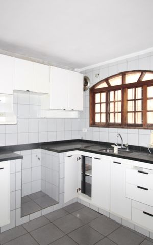Casa para alugar com 118m², 3 quartos e 3 vagasCozinha
