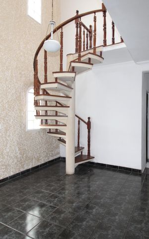 Casa para alugar com 118m², 3 quartos e 3 vagasSala