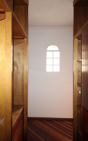 Casa para alugar com 118m², 3 quartos e 3 vagasCloset da suíte