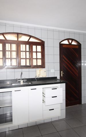 Casa para alugar com 118m², 3 quartos e 3 vagasCozinha