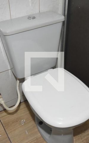 Casa para alugar com 60m², 2 quartos e sem vaga